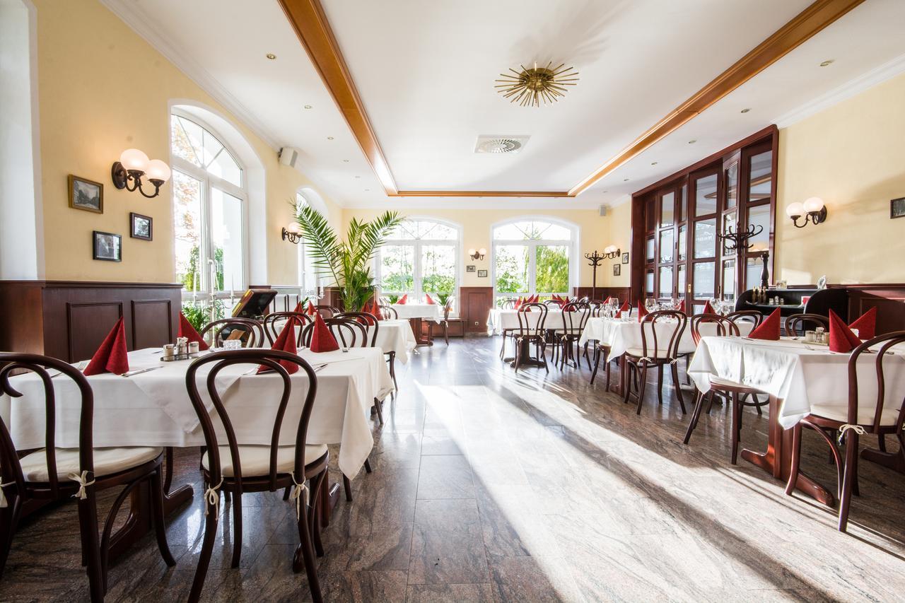 Locknitz Hotel & Restaurant Haus Am See מראה חיצוני תמונה